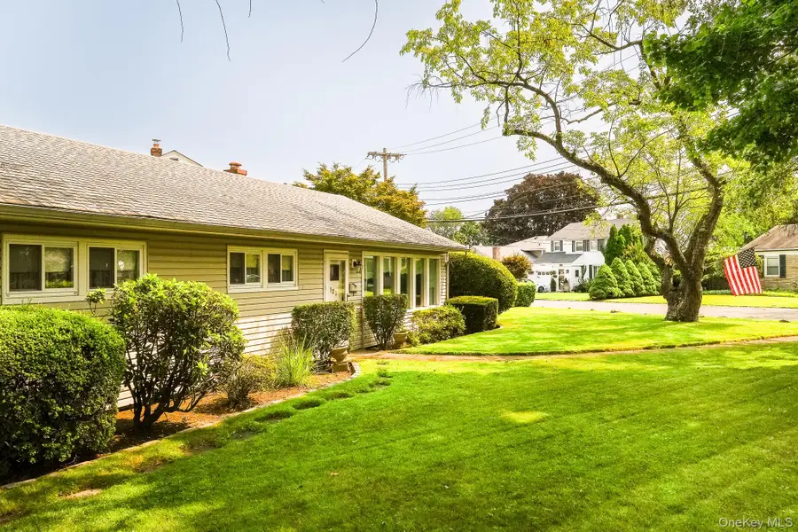 121 Winderemere Drive, Yonkers, NY 10710 - #2