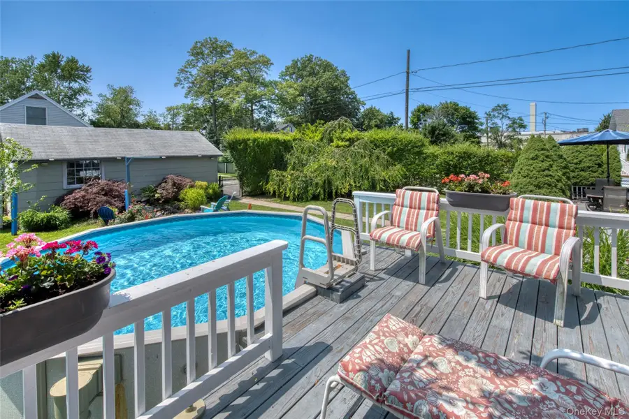 1227 Roanoke Avenue, Riverhead, NY 11901 - #3