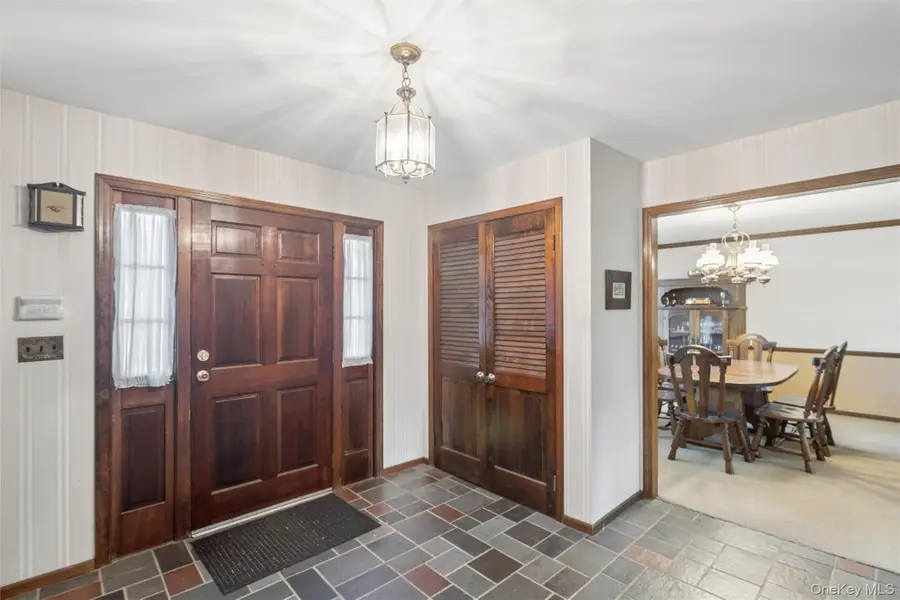30 White Birch Circle, Miller Place, NY 11764 - #3
