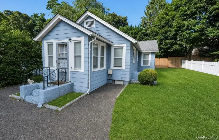 208 Vineyard Road, Huntington, NY 11743 - #2
