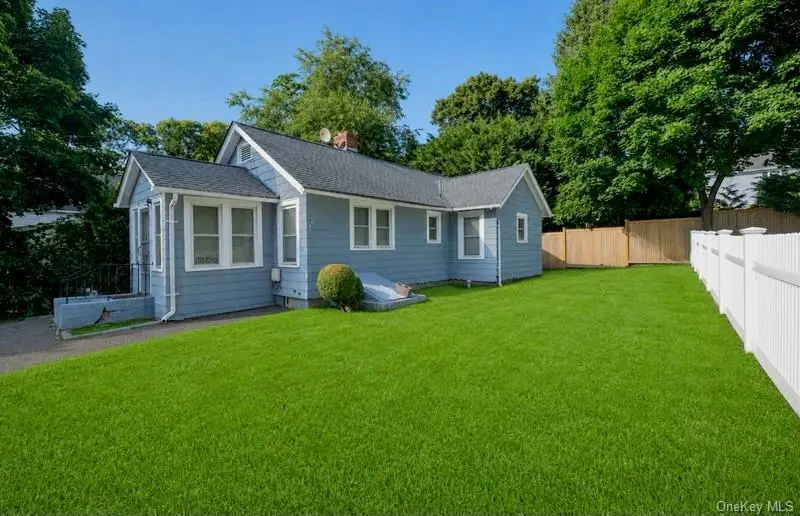 208 Vineyard Road, Huntington, NY 11743 - #3