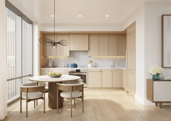 2401 Queens Plaza N #704, Long Island City, NY 11101
