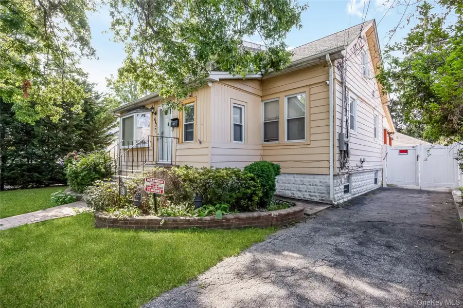 442 Cedar Street, Uniondale, NY 11553 - #3