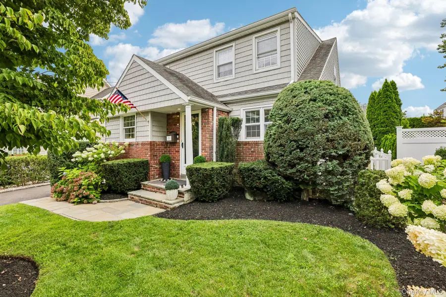 76 Highfield Avenue, Port Washington, NY 11050 - #3