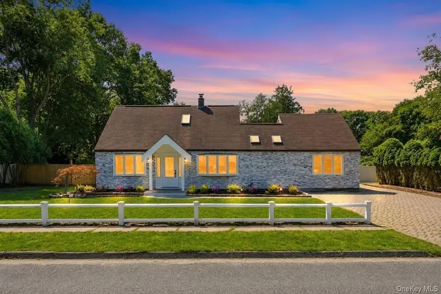 36 Fifty Acre Road S, Smithtown, NY 11787 - #2