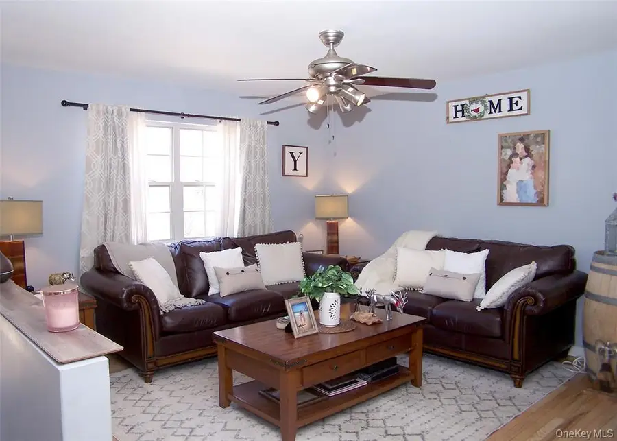 11 Doral Lane, Yaphank, NY 11980 - #3