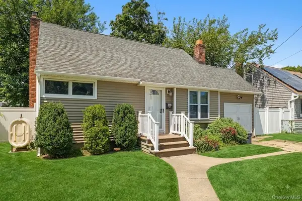 163 Buffalo Avenue, Lindenhurst, NY 11757