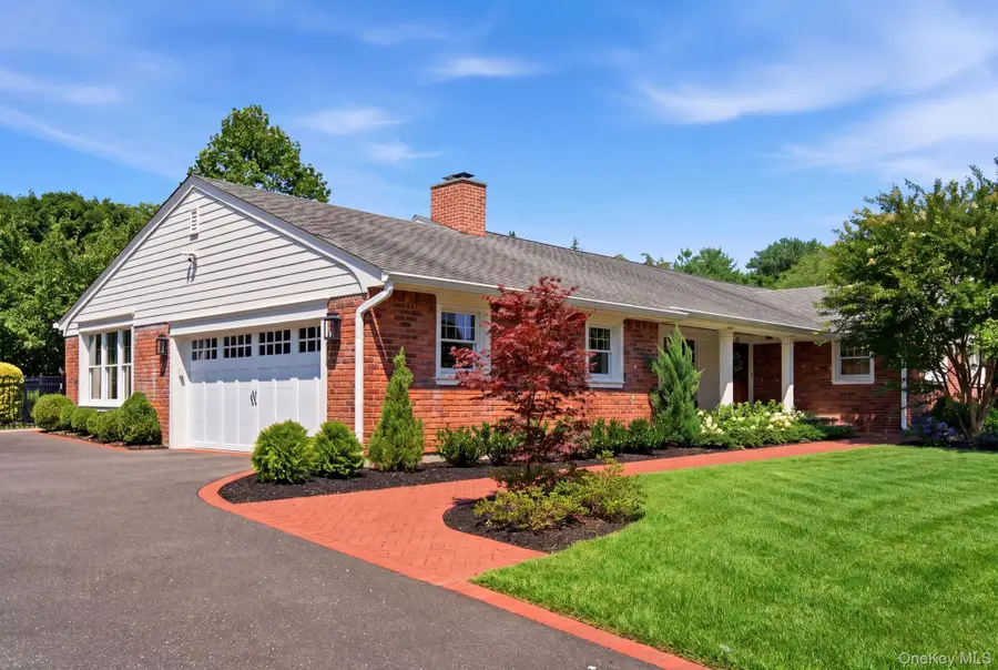 23 Renwick Avenue, Huntington, NY 11743 - #2