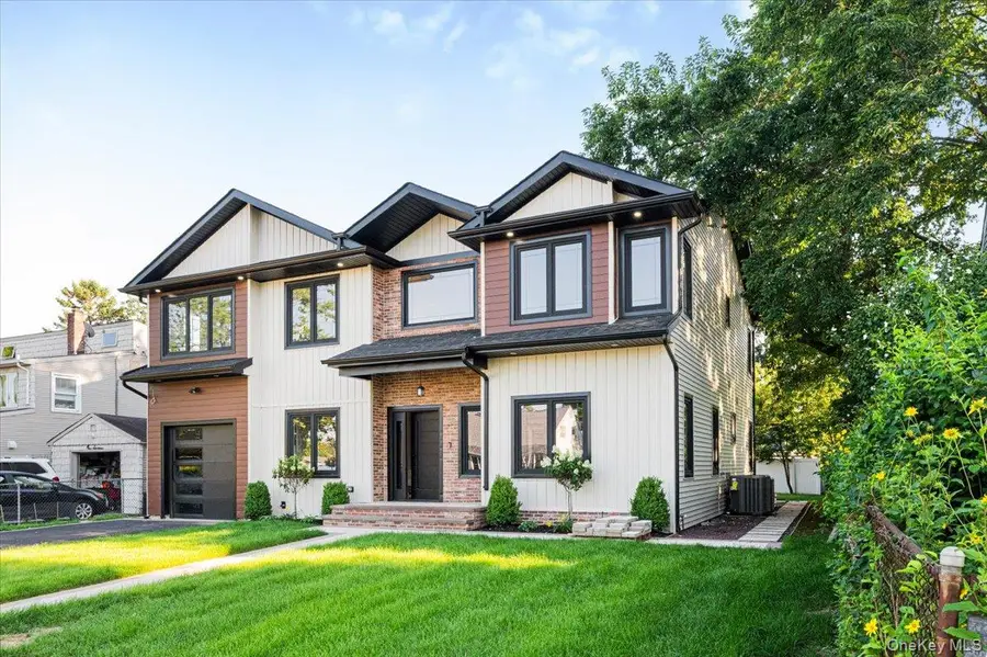 112 Old Oak Lane, Levittown, NY 11756 - #2