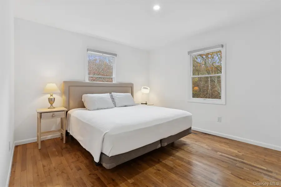 33 Whalers Drive, Sag Harbor, NY 11963 - #2
