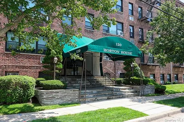 120 Horton Highway #c2, Mineola, NY 11501 - #1