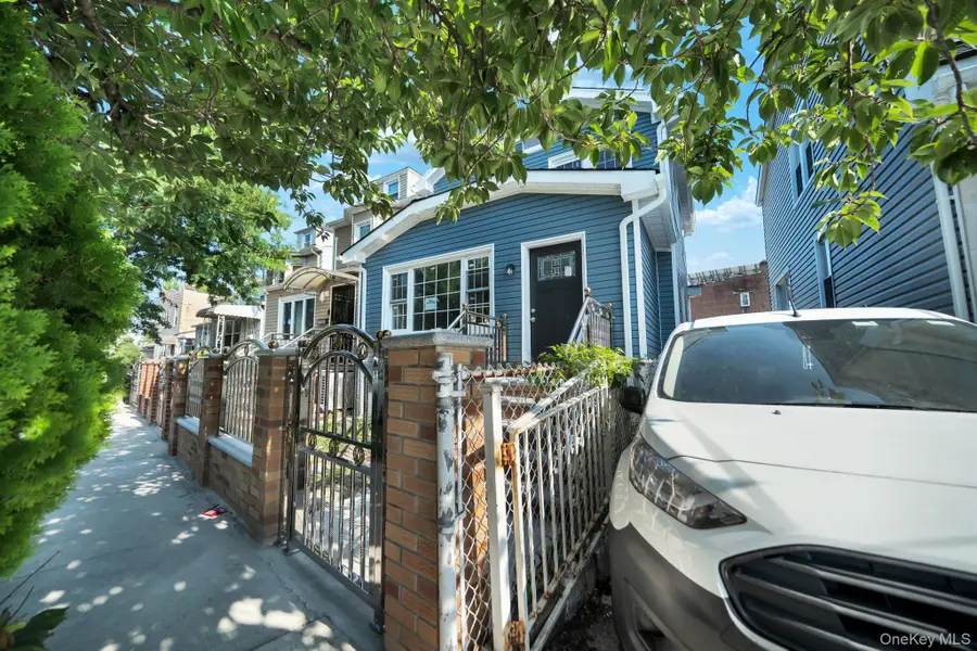 3004 La Salle Avenue, Bronx, NY 10461 - #3