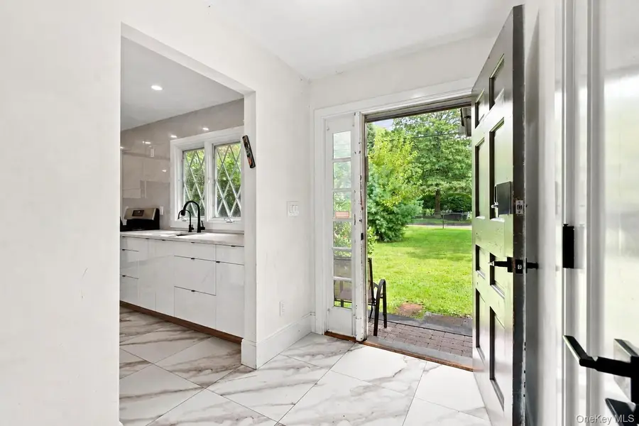 61 S Airmont Road, Suffern, NY 10901 - #3
