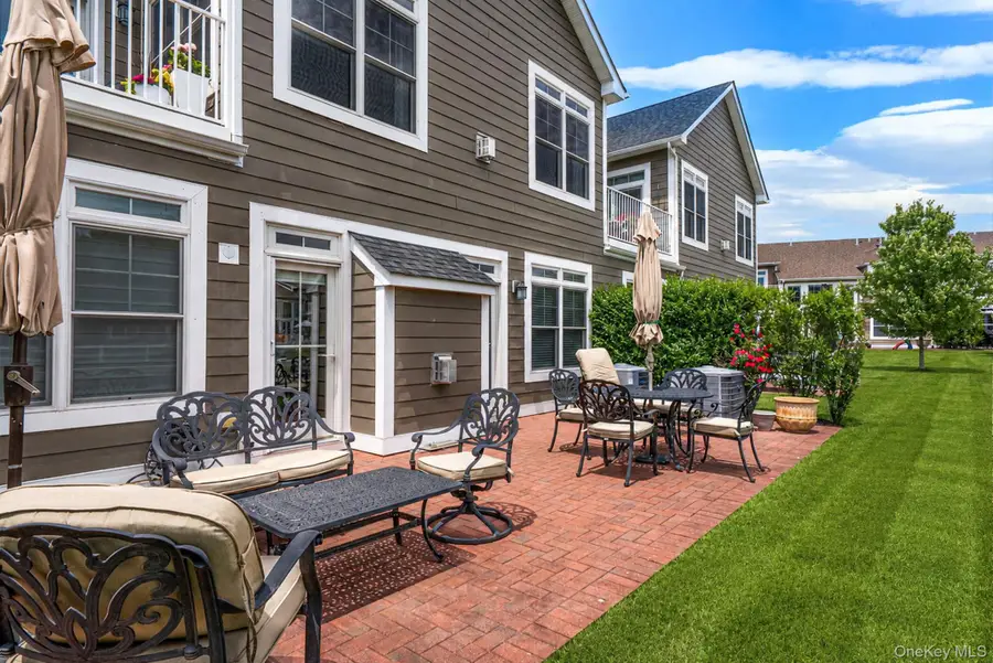52102 Beech Tree Lane, Plainview, NY 11803 - #2