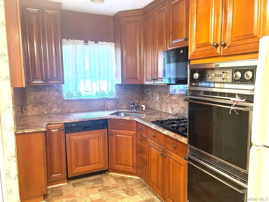 6515 180th Street, Fresh Meadows, NY 11365 - #3