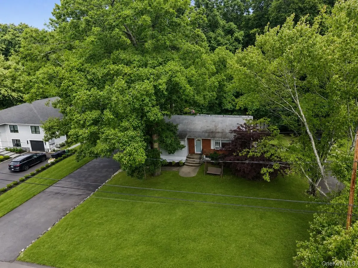 19 Glenbrook Road, Monsey, NY 10952 - #1