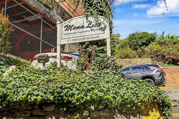 671 Bronx River Road #6k, Yonkers, NY 10704