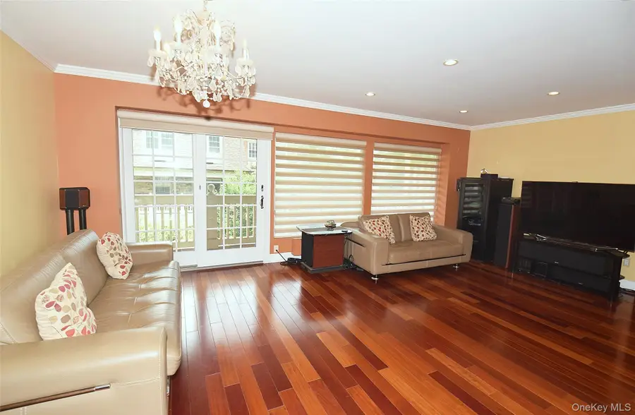 13-19 Michael Court #160 U, Bayside, NY 11360 - #3