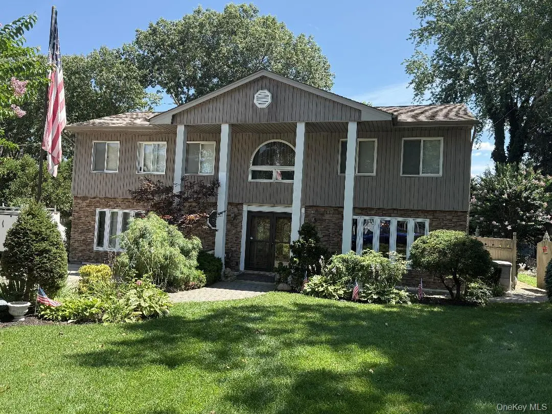 15 Denise Lane, Hauppauge, NY 11788 - #1