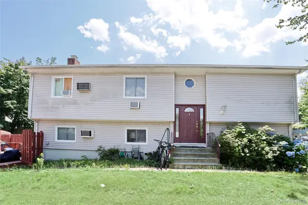 11 Phyllis Drive, Pomona, NY 10970