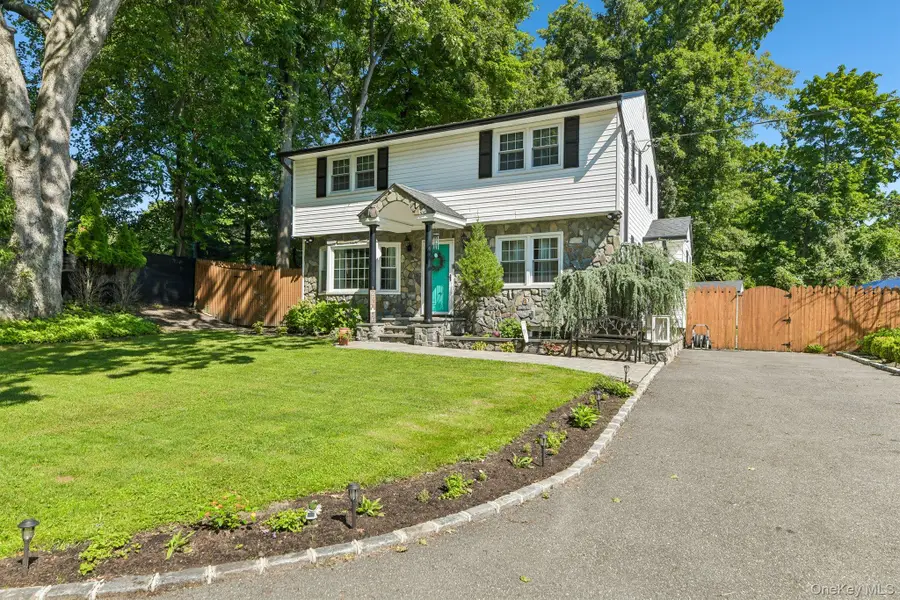 103 Harvard Avenue, Smithtown, NY 11787 - #2