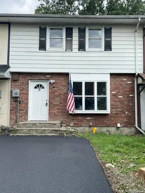 21 Black Stallion Court, Middletown, NY 10940 - #2