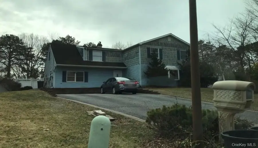 5 Norway Pine Drive, Medford, NY 11763 - #3