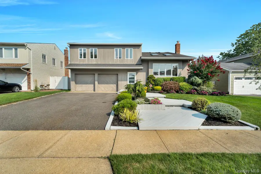 3087 Lydia Lane, Bellmore, NY 11710 - #2