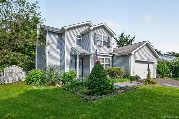 7 Pearlbush Lane, Poughkeepsie, NY 12603