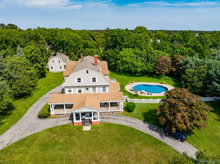 45 S Penataquit Avenue, Bay Shore, NY 11706 - #2