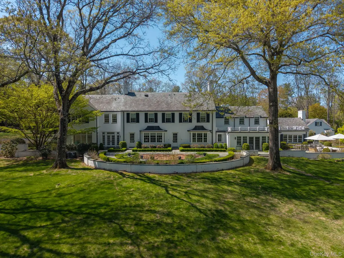 530 Chicken Valley Road, Matinecock, NY 11560 - #1