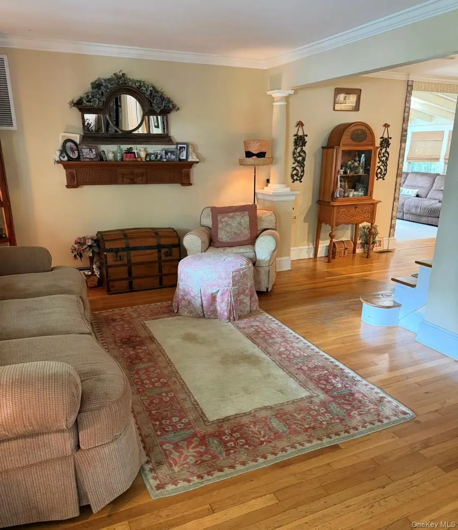 1405 Lyon Place, Wantagh, NY 11793 - #3
