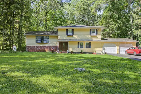 21 Blueberry Lane, Stormville, NY 12582