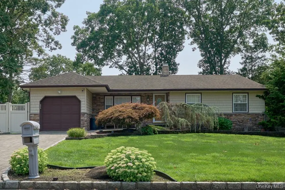 14 Winthrop Place, Deer Park, NY 11729 - #1