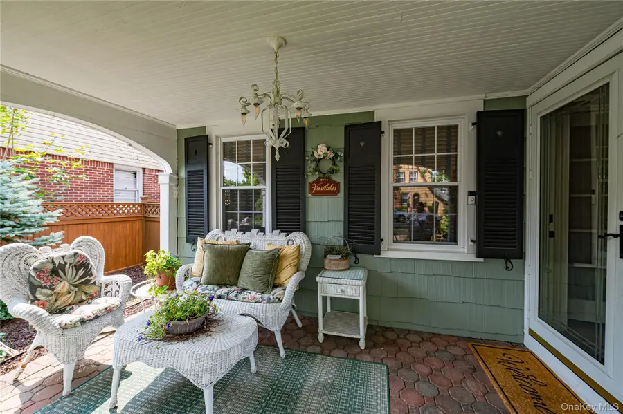 3994 Park Avenue, Seaford, NY 11783 - #2