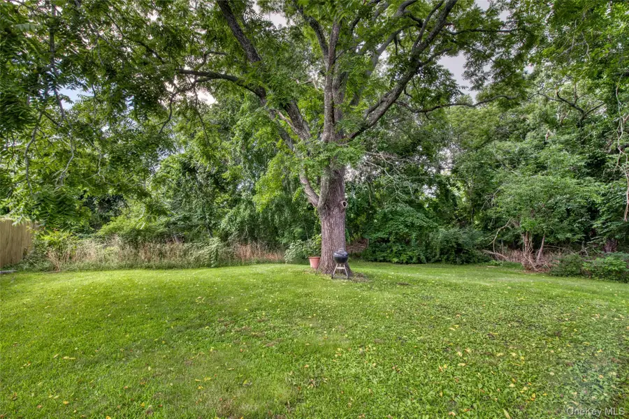 429 Kaplan Avenue, Greenport, NY 11944 - #2