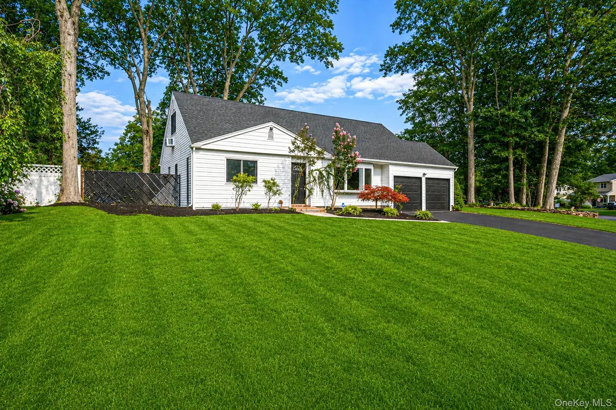 23 Dellmarie Lane, Nesconset, NY 11767 - #1