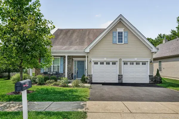 34 Hawthorne Drive, Middletown, NY 10940