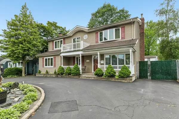1010 Douglas Avenue, Wantagh, NY 11793