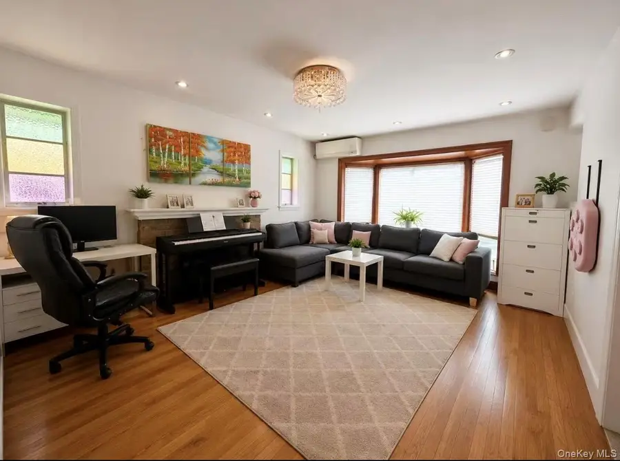 4320 Utopia Parkway, Flushing, NY 11358 - #3