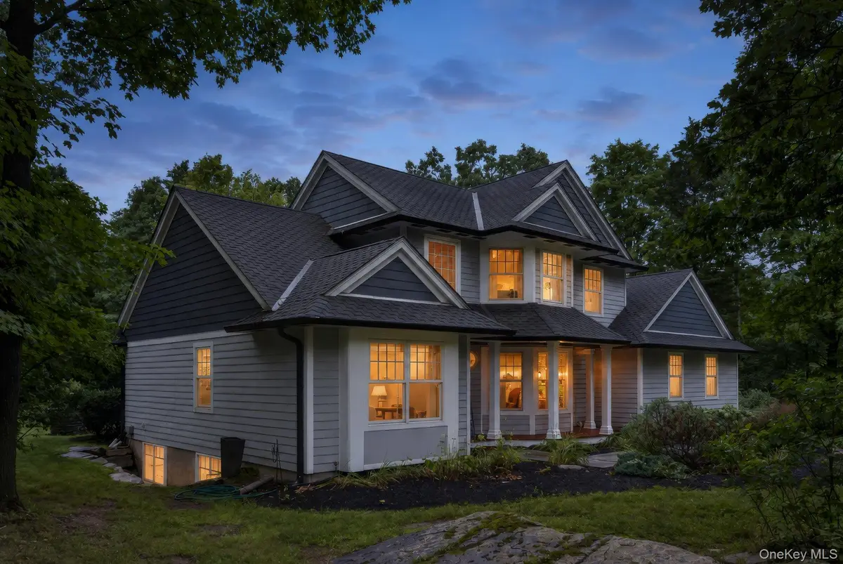 11 Sky View Court, Wallkill, NY 12589 - #1