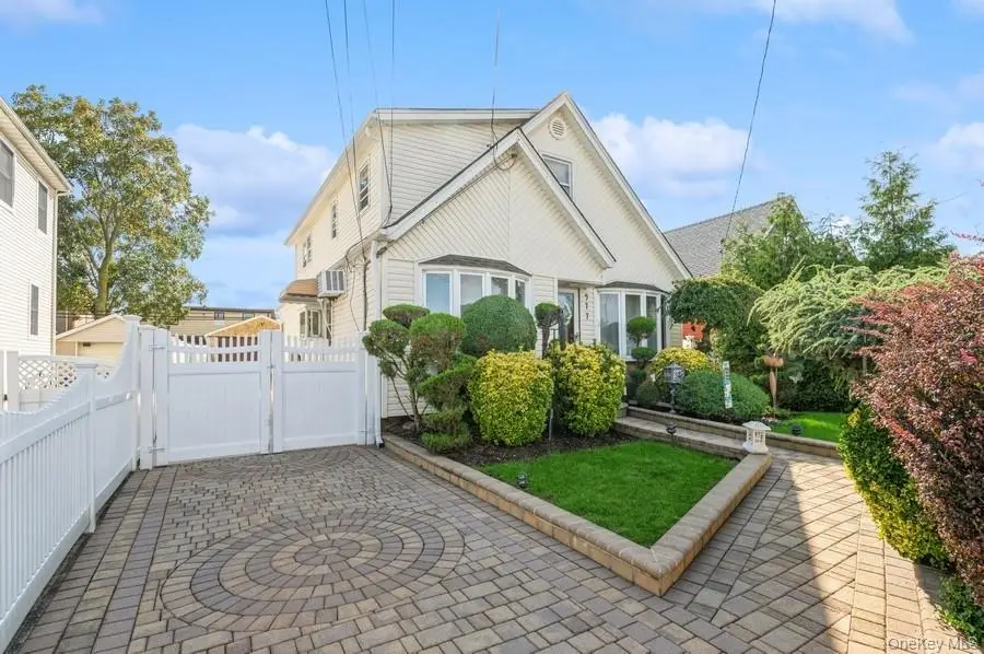 977 Third Avenue, Franklin Square, NY 11010 - #3