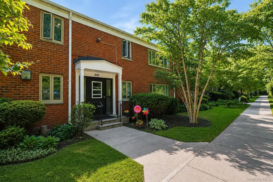 685 Hillside #D, White Plains, NY 10603 - #2