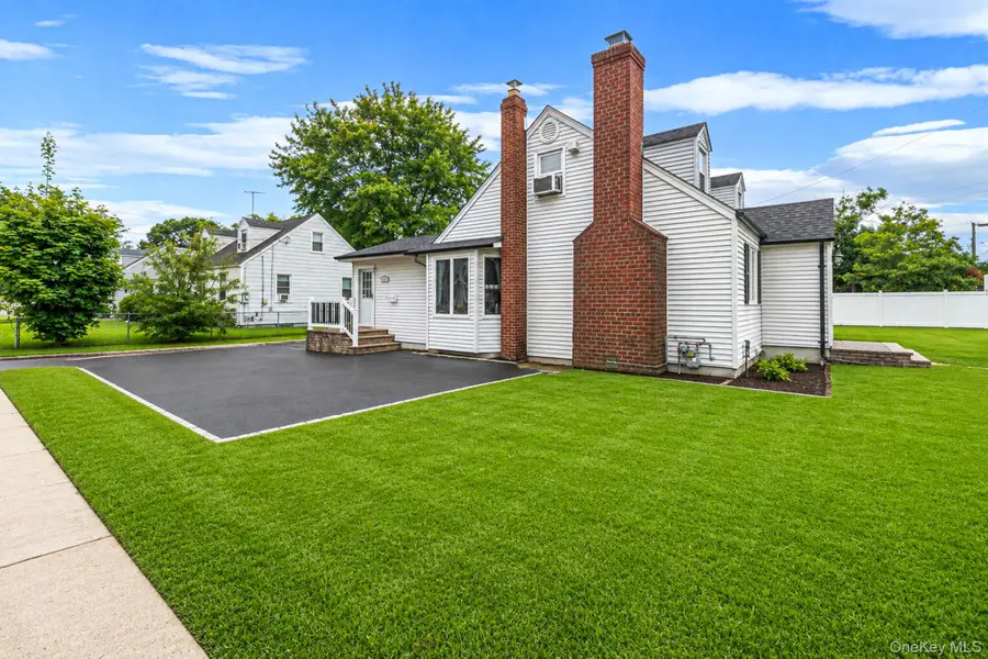 2384 Cambridge Street, East Meadow, NY 11554 - #3
