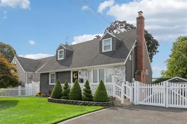 2606 7th Avenue, East Meadow, NY 11554