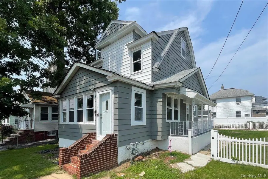 17 Sapir Street, Valley Stream, NY 11580 - #3