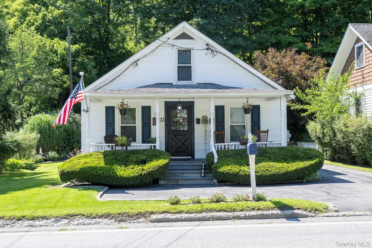 33 North Avenue, Pleasant Valley, NY 12569 - #1