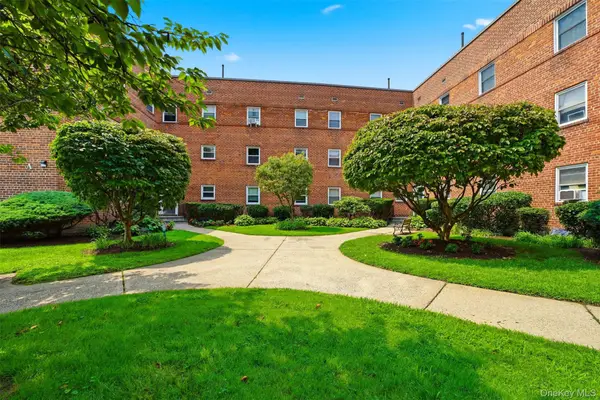 330 S Broadway #B11, Tarrytown, NY 10591