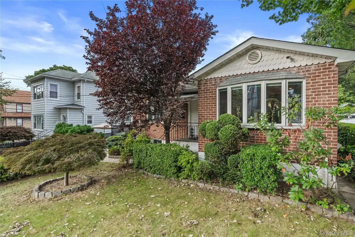 129 Sweetfield Circle, Yonkers, NY 10704 - #1