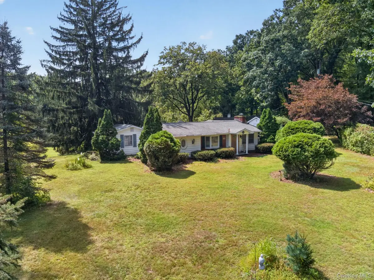 20 Sunset Circle, Bloomingburg, NY 12721 - #1